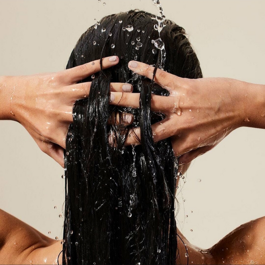 How Hard Water Makes Your Shampoo Inefficient
